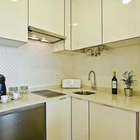 Bmyguest - Bay Apartamento